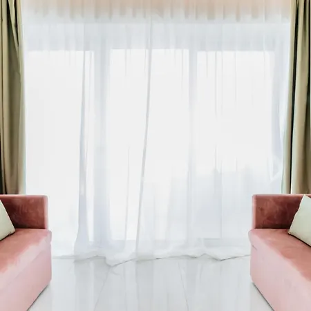 Hotel At Herbal Boutique &